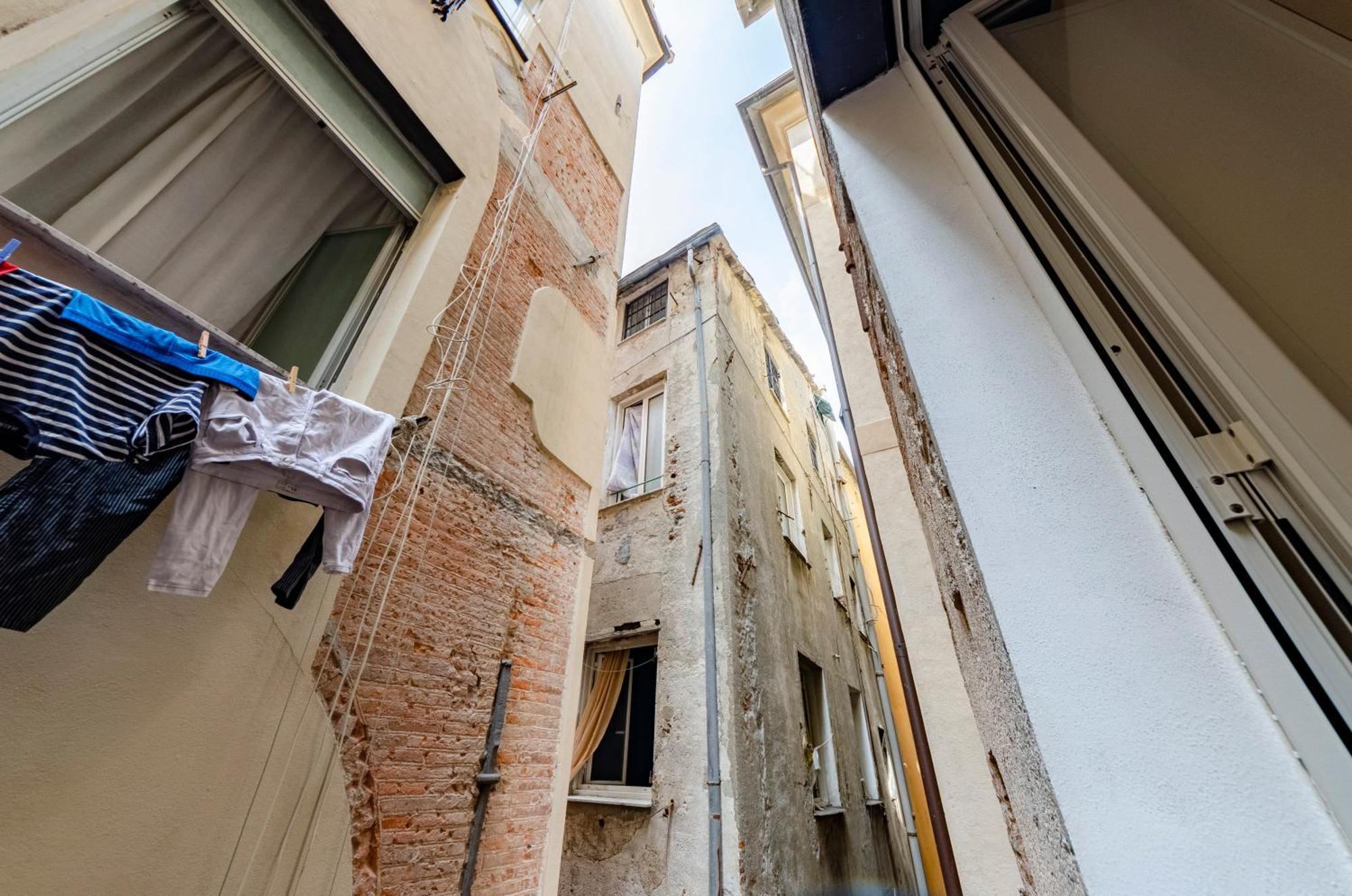 Apartment Castelli's Campo 10 *