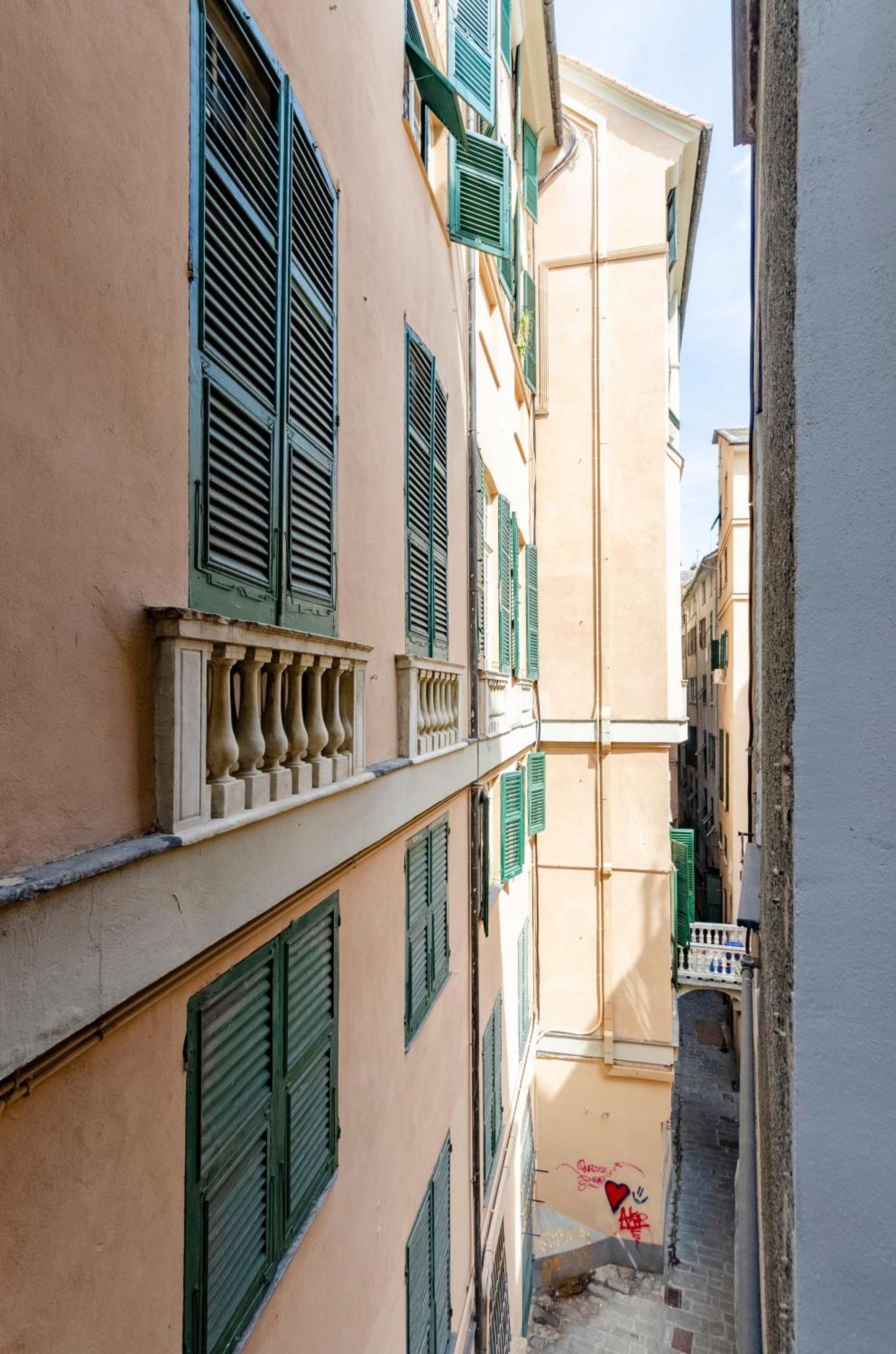 Castelli's Campo 10 Apartment Genoa